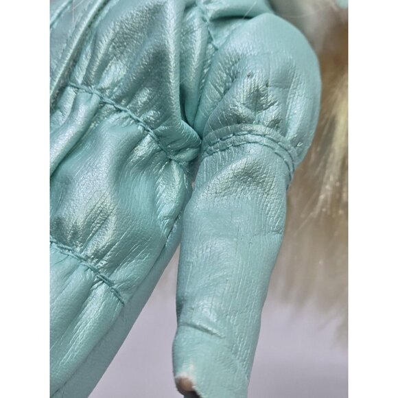 Bratz Doll Cloe Platinum Shimmer Doll Rare - Picture 6 of 11